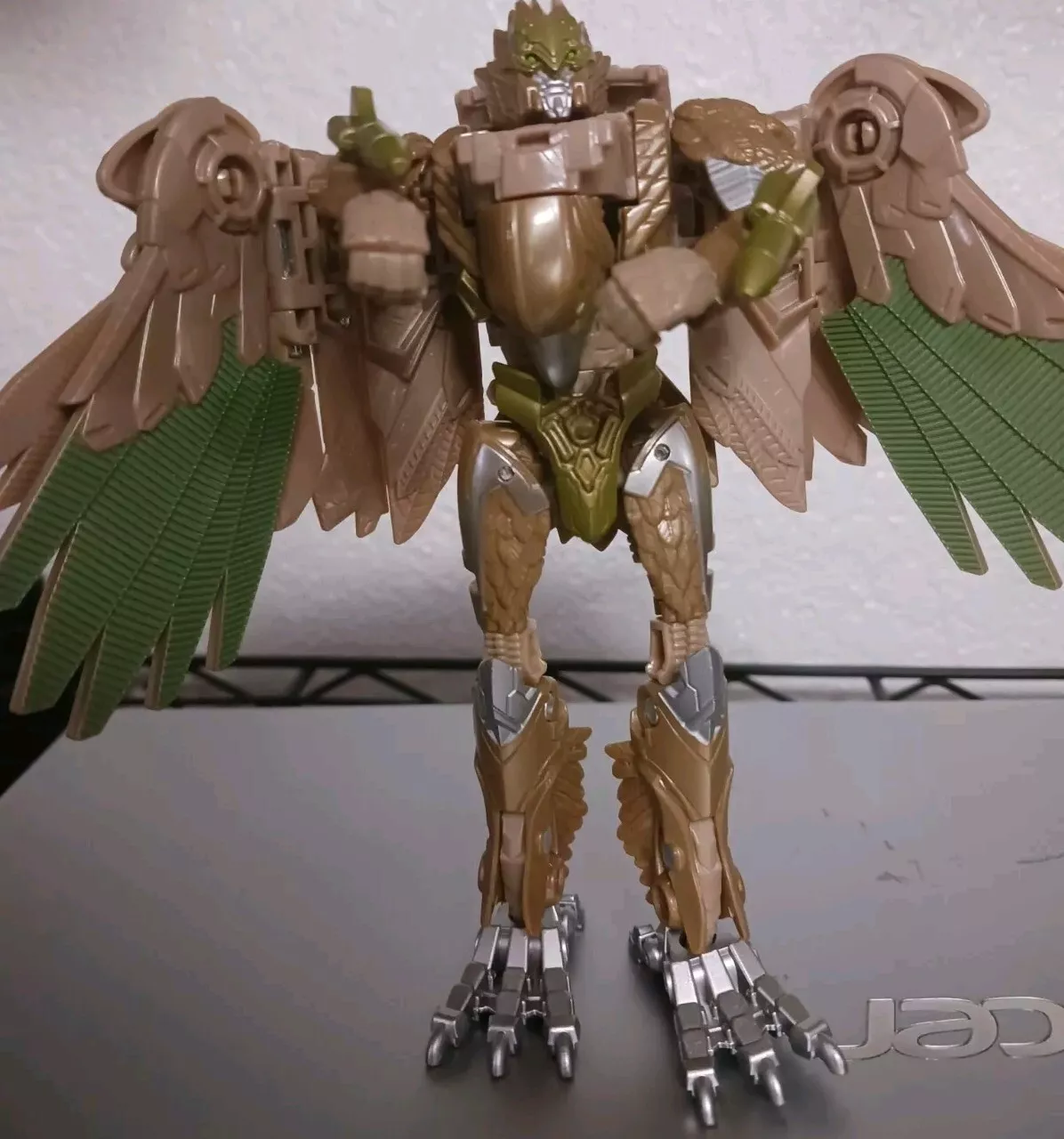 TRANSFORMERS STUDIO SERIES AIRAZOR